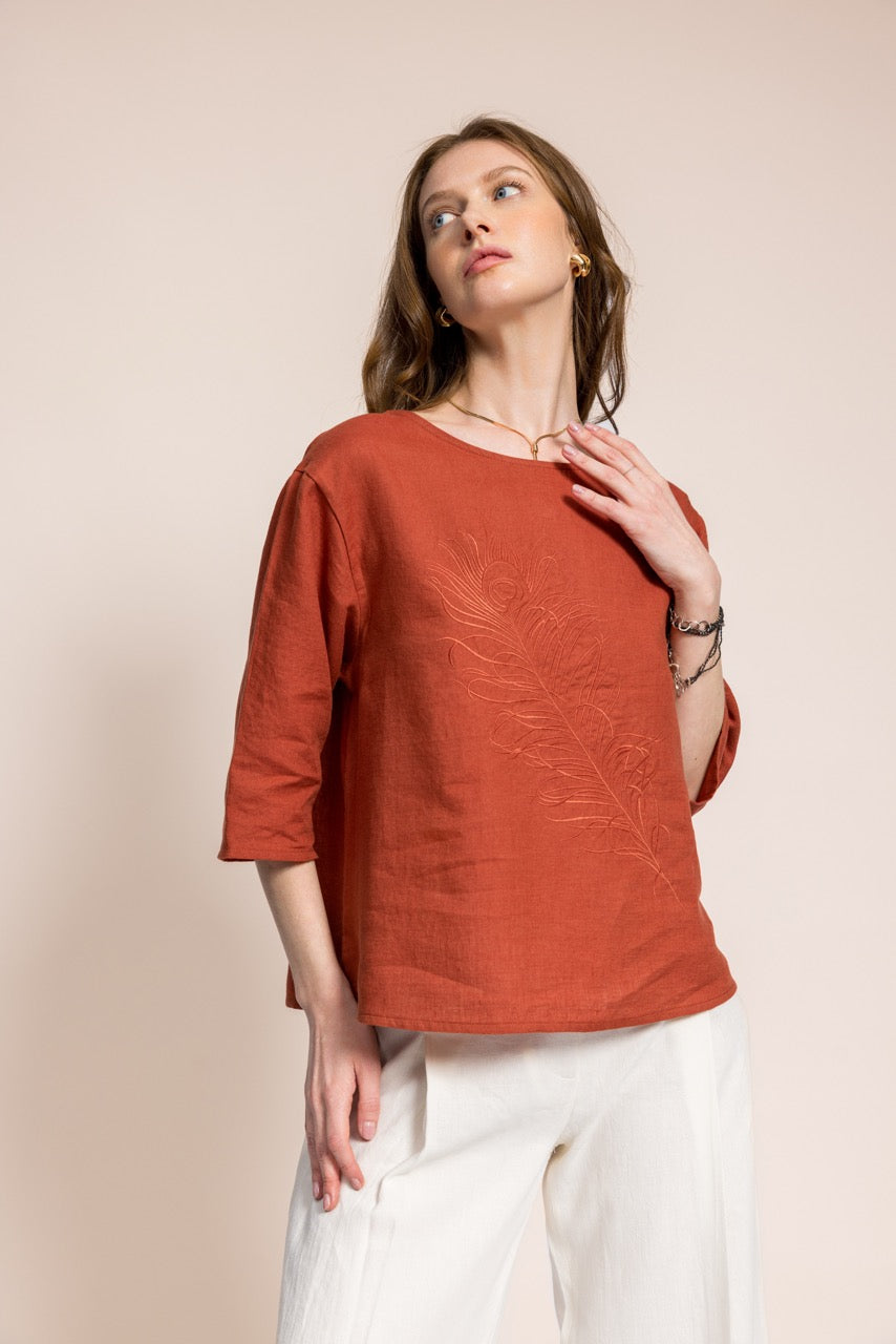 Bülbül Önü Tüy Nakışlı Tarçın Keten Bluz