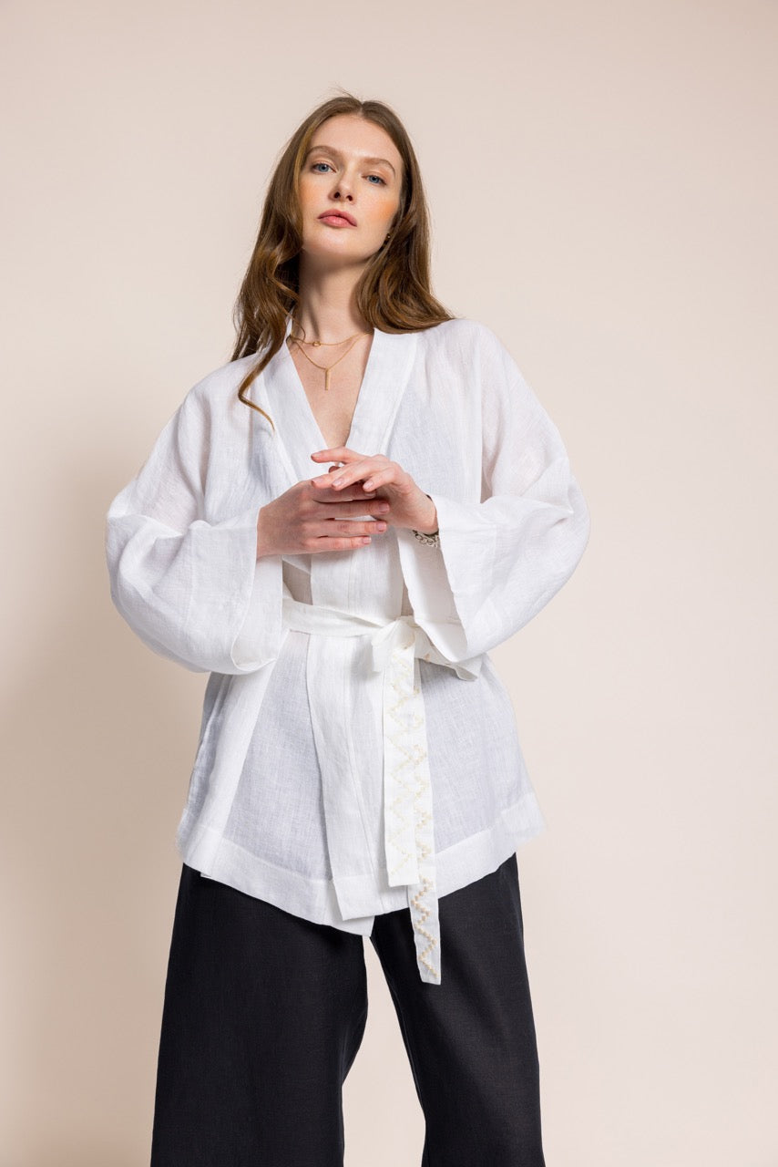 Çıngı - Kemeri El Nakış Detaylı Beyaz Düz Kimono