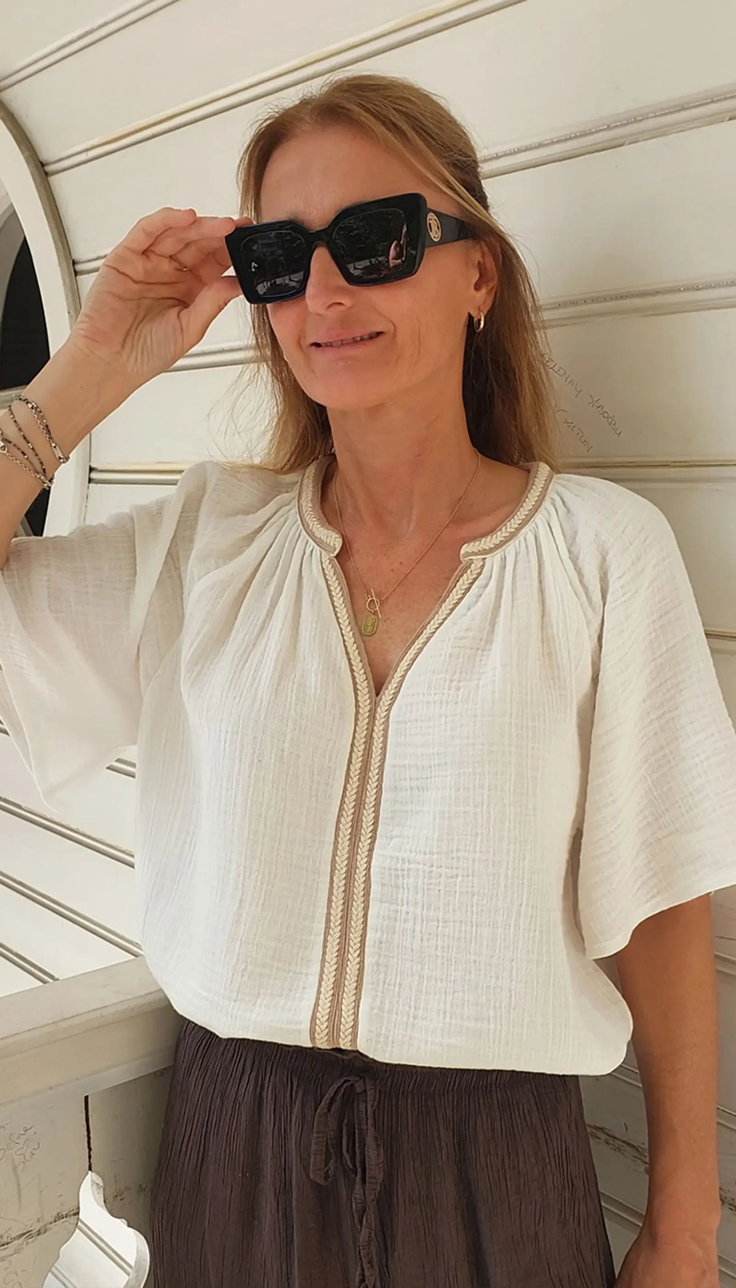 beyaz yazlik baliksirti muslin kadin bluz