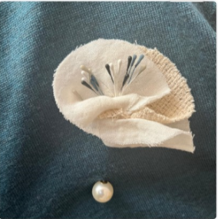 El Yapımı Keten Çiçek Broş