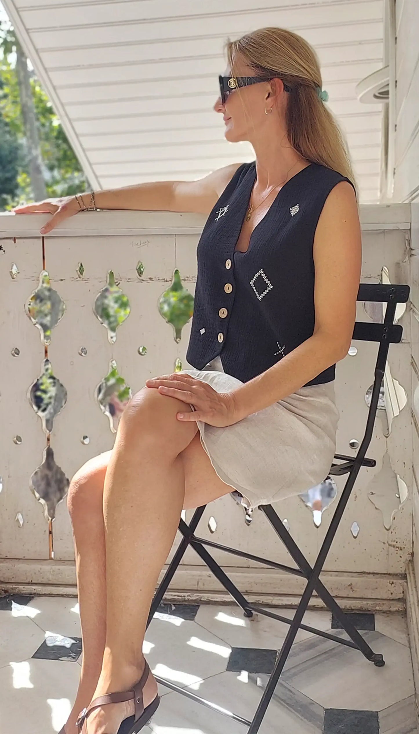 kanava el nakisli siyah yelek