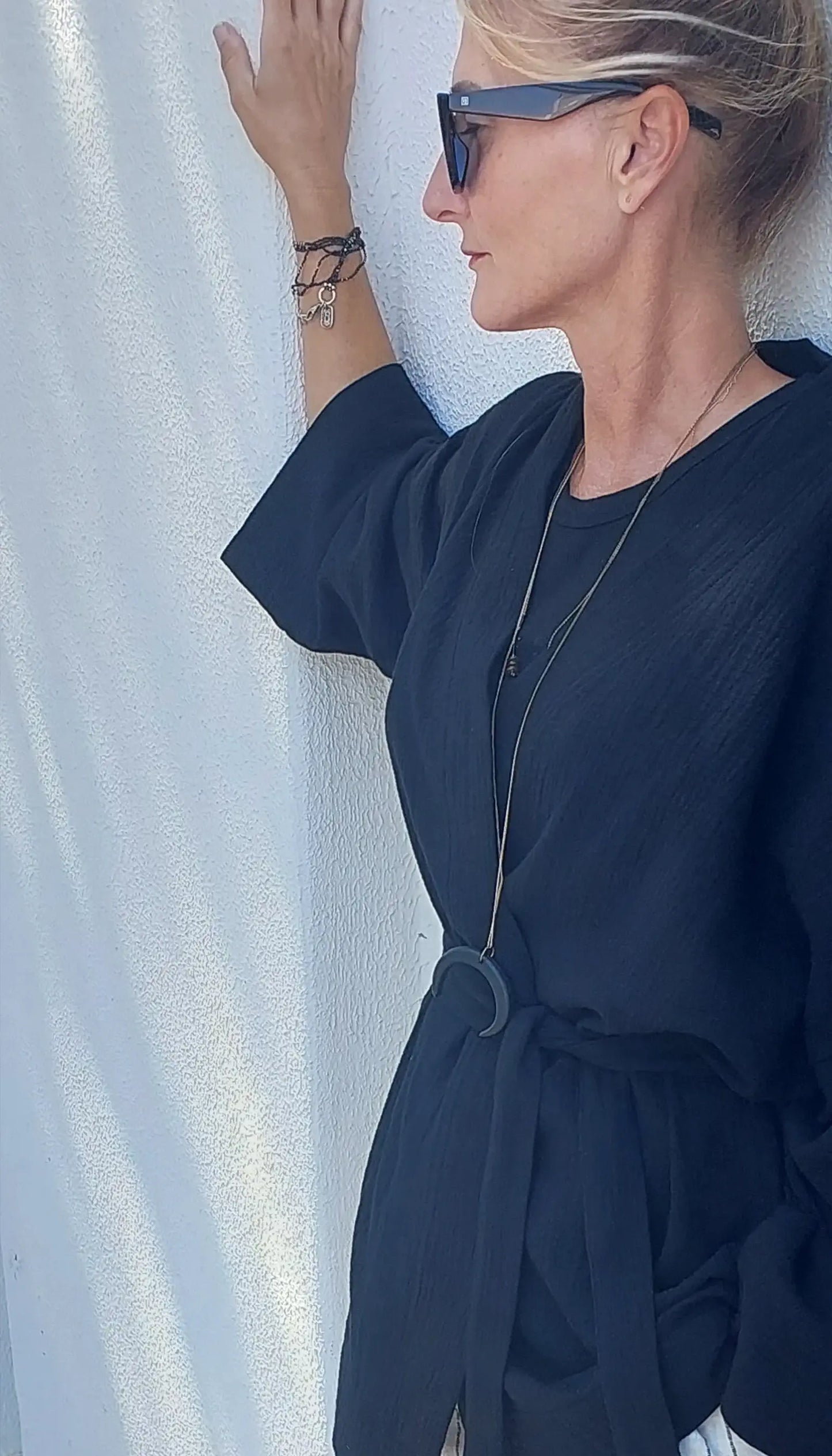 nakis islemeli kisa siyah muslin kimono